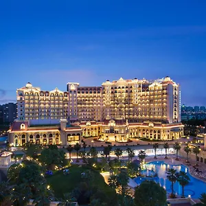 5* Hotell Radisson Blu Forest Manor Hongqiao - Near Necc